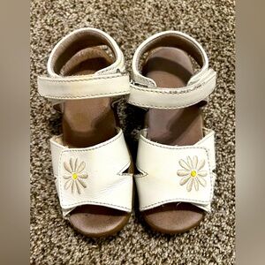See Kai Run girls sandals size 10.5